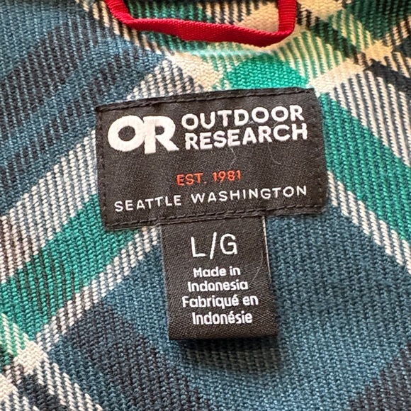 Outdoor Research Teal and White Plaid Men's Shirt - Picture 2 of 4